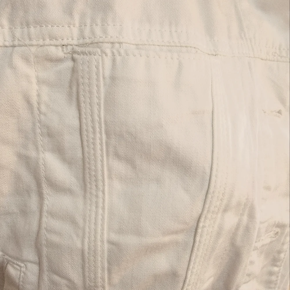 Tommy Hilfiger White Trucker Denim Jean Jacket Women's Size Medium - Picture 7 of 12